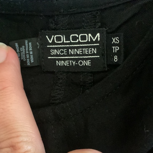 Black Volcom Romper size xs! - Picture 3 of 3